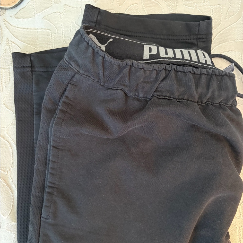 PUMA Men's Black Sweatpants